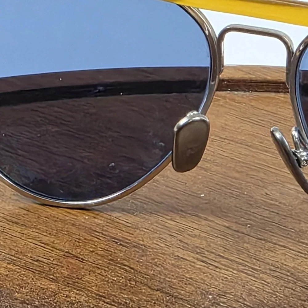 Ray-Ban RB 8063 Chromance Sunglasses Mens 55-16 Silver Titanium Blue Polarized